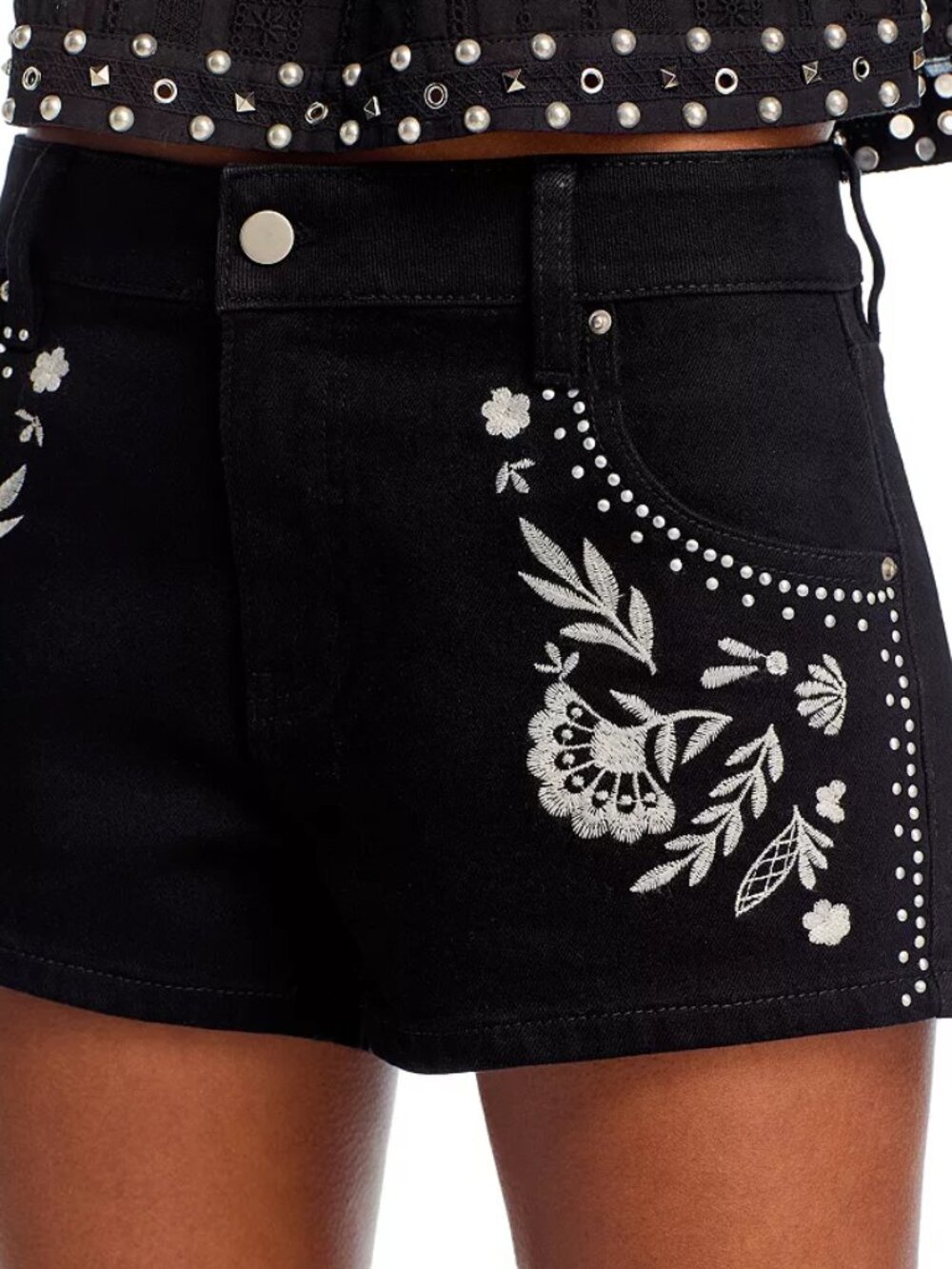 AQUA × Ava Phillippe Embroidery Studded Black Shorts - Size 27 / Like New (EUC) - Picture 4 of 10